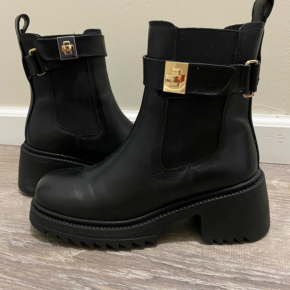 Steve Madden Black Ankle-length Boots